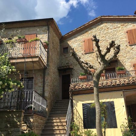 Appartamenti E Camere Il Poggio Di D'Angeli Lidia Auditore Bagian luar foto