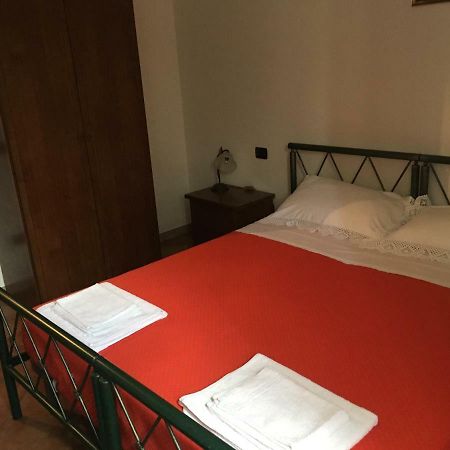Appartamenti E Camere Il Poggio Di D'Angeli Lidia Auditore Bagian luar foto