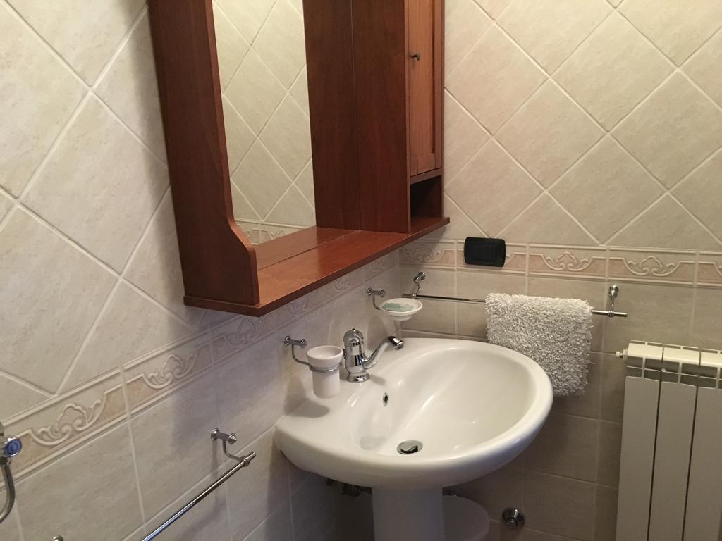 Appartamenti E Camere Il Poggio Di D'Angeli Lidia Auditore Bagian luar foto