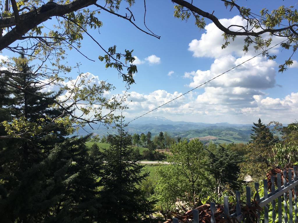 Appartamenti E Camere Il Poggio Di D'Angeli Lidia Auditore Bagian luar foto
