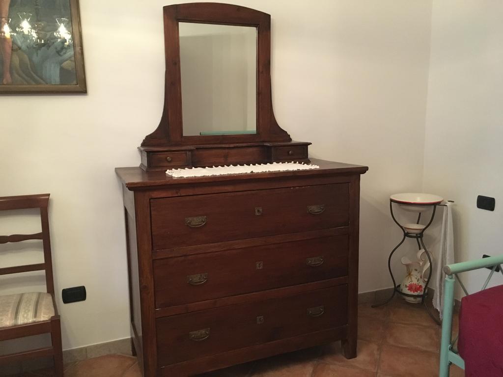 Appartamenti E Camere Il Poggio Di D'Angeli Lidia Auditore Bagian luar foto