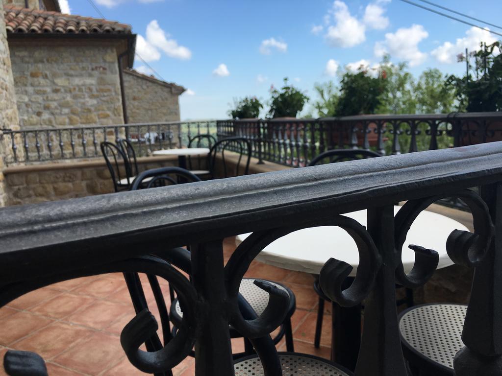 Appartamenti E Camere Il Poggio Di D'Angeli Lidia Auditore Bagian luar foto
