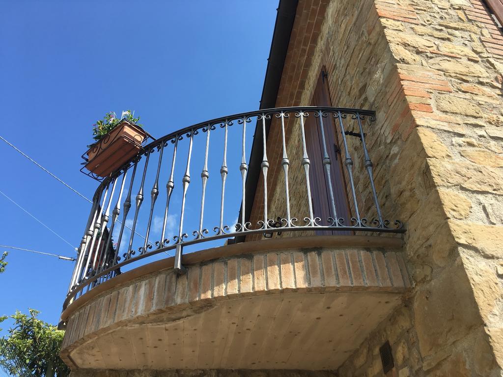 Appartamenti E Camere Il Poggio Di D'Angeli Lidia Auditore Bagian luar foto