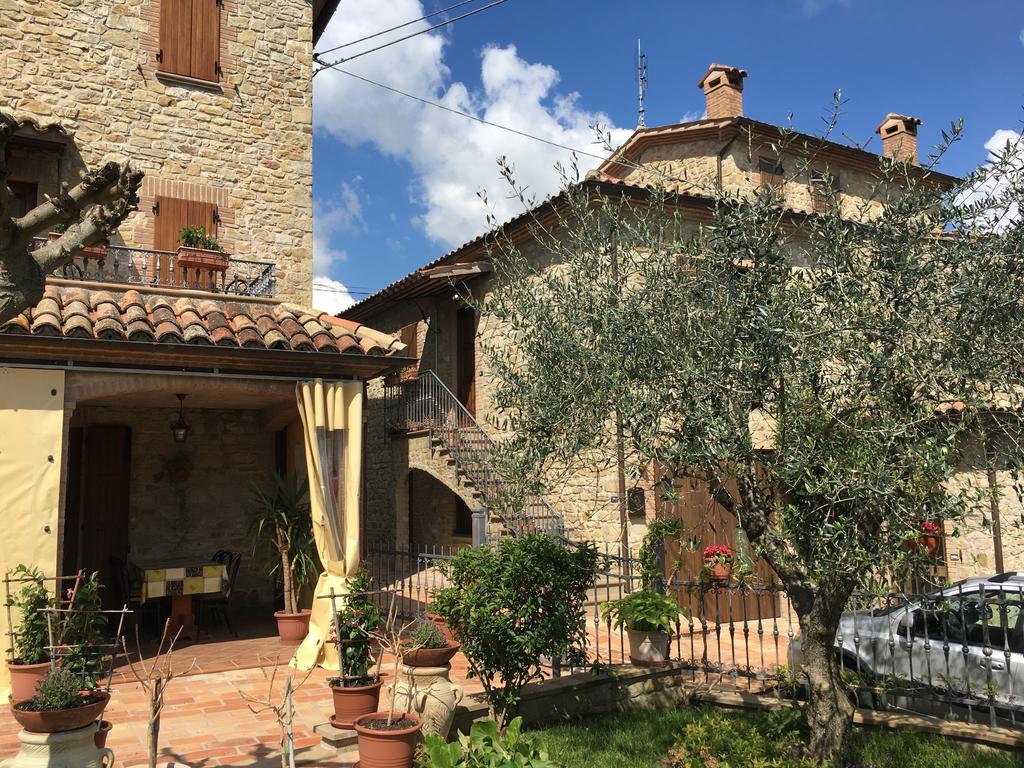 Appartamenti E Camere Il Poggio Di D'Angeli Lidia Auditore Bagian luar foto