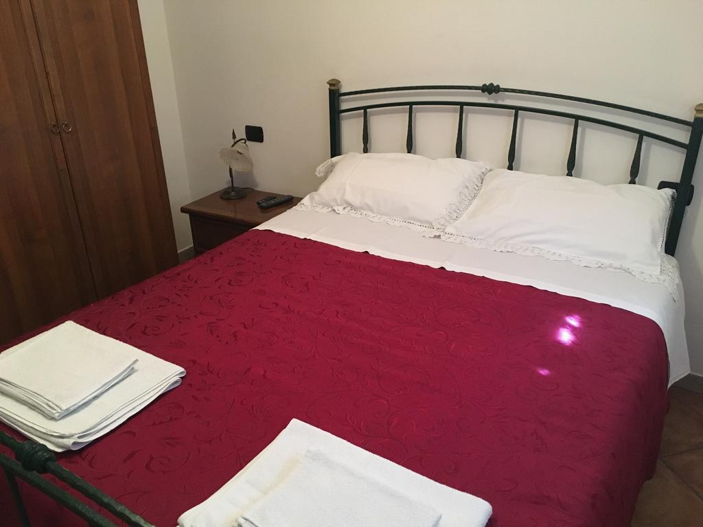 Appartamenti E Camere Il Poggio Di D'Angeli Lidia Auditore Bagian luar foto