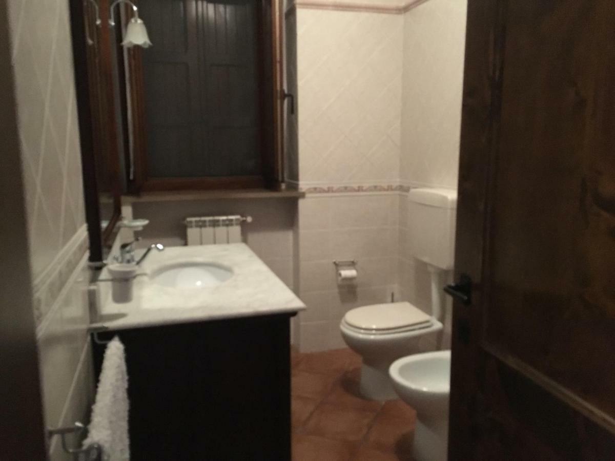 Appartamenti E Camere Il Poggio Di D'Angeli Lidia Auditore Bagian luar foto