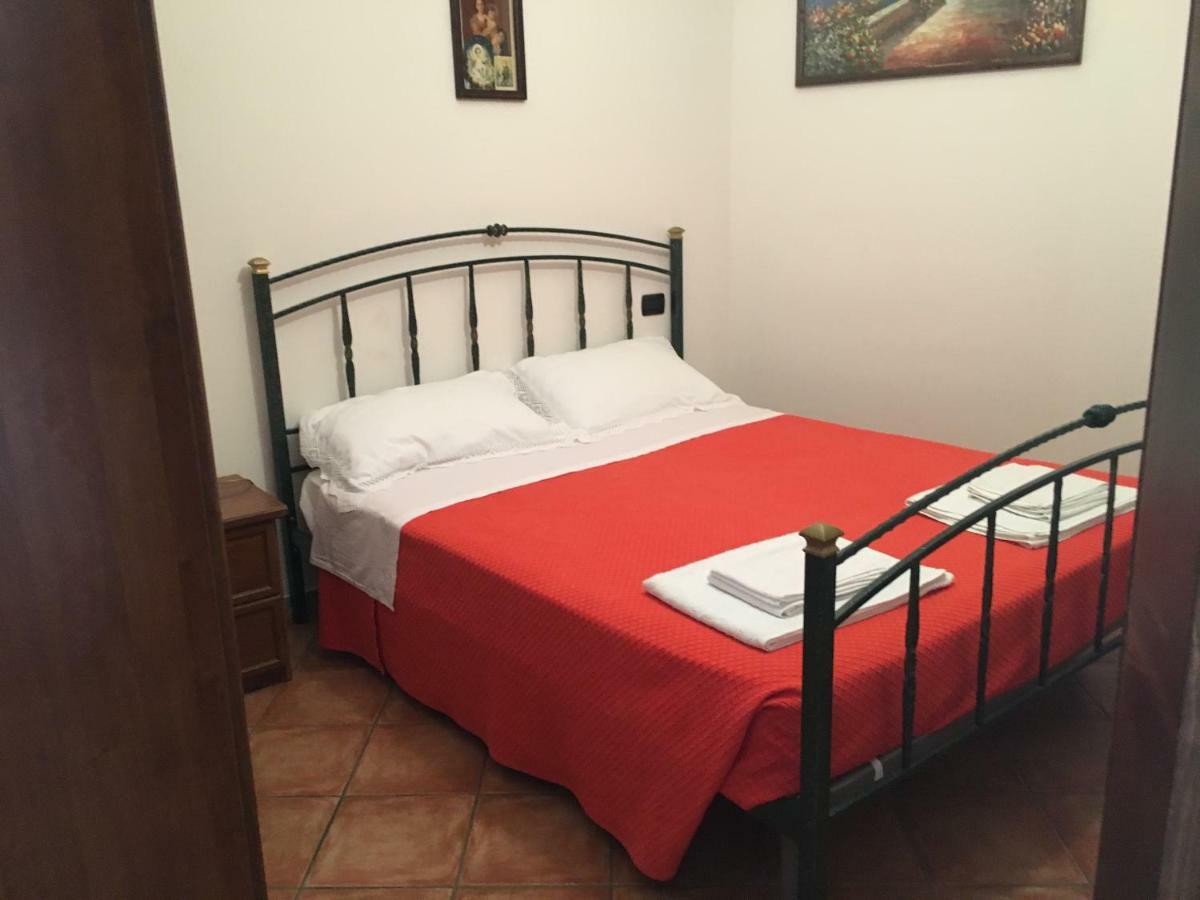 Appartamenti E Camere Il Poggio Di D'Angeli Lidia Auditore Bagian luar foto